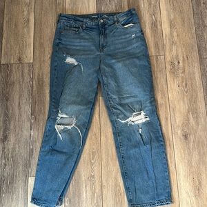 Old Navy OG Loose jeans women’s size 14 in “Dahlia,” distressed medium denim.